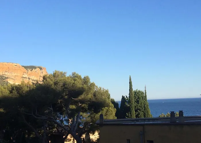 Super Bestouan Cassis